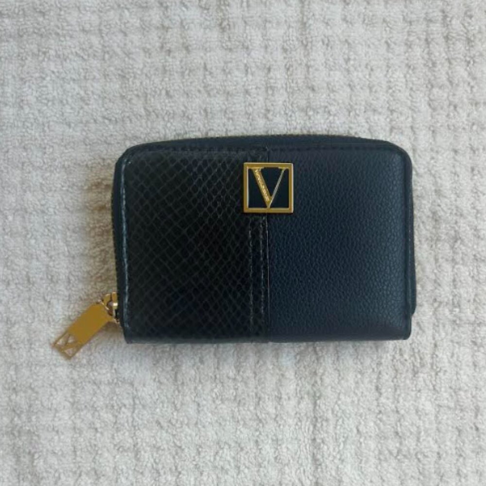 Victoria’s Secret Navy Blue Snakeskin Zipper Wallet